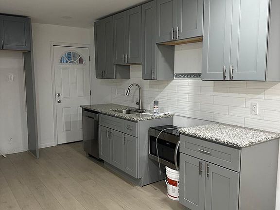 3rd image of 3424 N 18th St #1-2