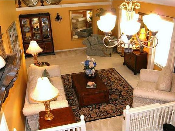 3rd image of 3256 Acacia Dr