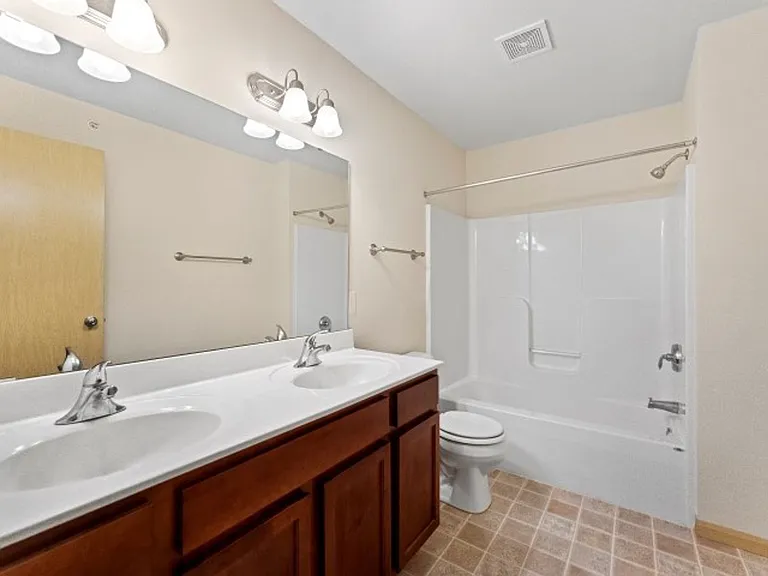 2850-2852-2854 Pleasant View Rd — Photo 8