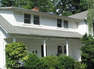 102 Stadium Rd, Charlottesville, VA 22903