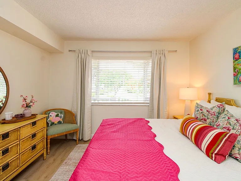1686 Blue Point Ave #B7 — Photo 28