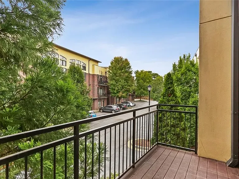 1300 Dekalb Ave #721 — Photo 6