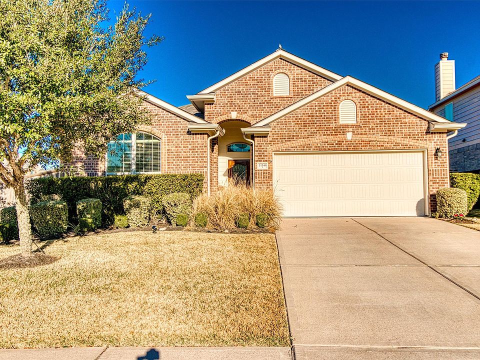 1st image of 21546 Prairie Crest Dr