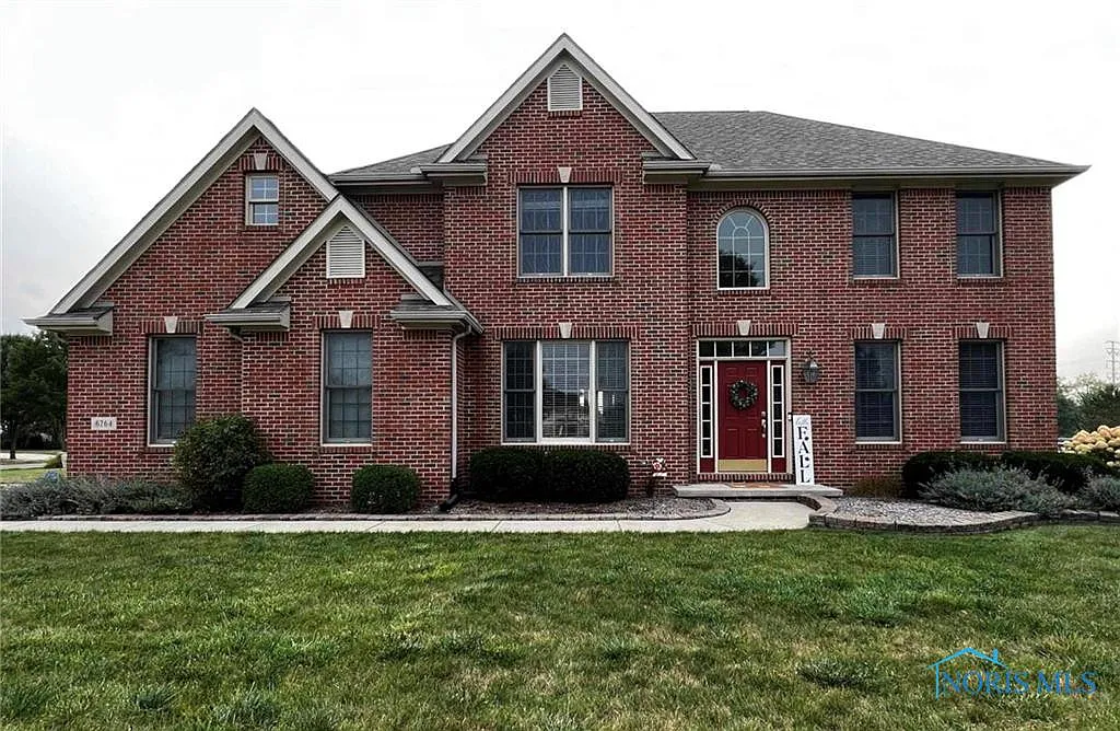 6264 Steeplechase Pkwy photo 1