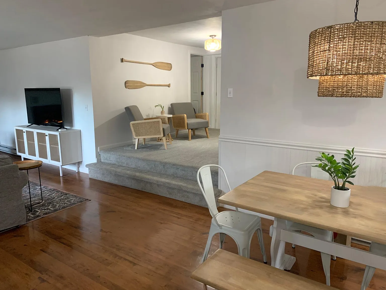 149 E Wakefield Blvd — Photo 3