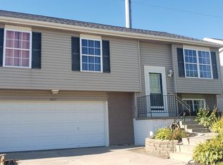 16701 Patrick Ave, Omaha, NE 68116