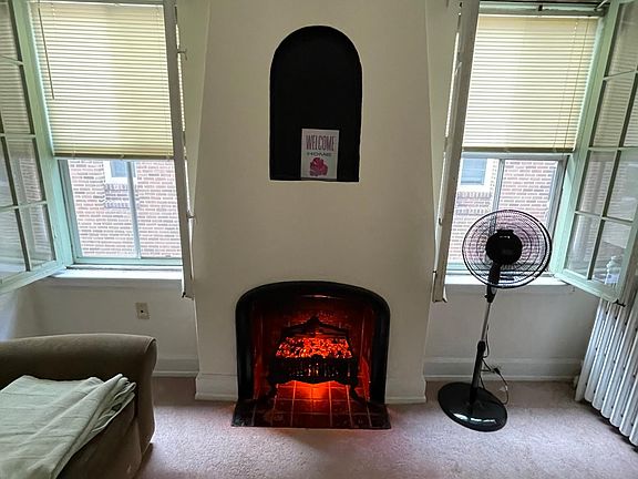 5th image of 3246 Girard Ave S