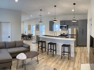 817 Columbus St #2A, Ottawa, IL 61350