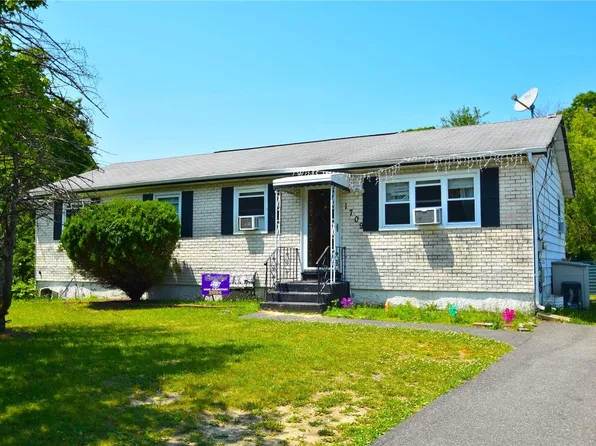 1709 Spur Drive, Central Islip, NY 11722