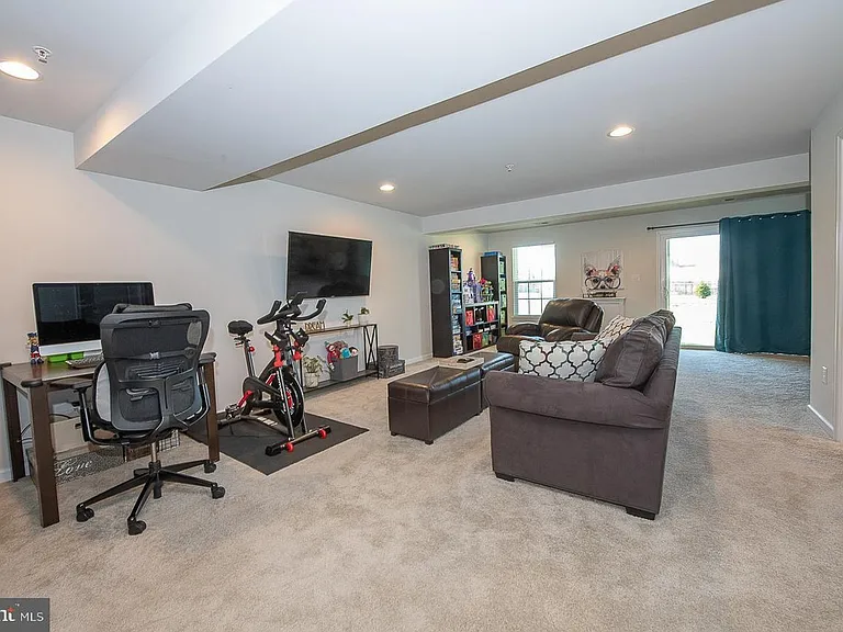 186 Cricket Dr — Photo 24
