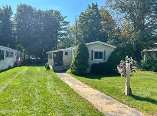 405 Pittsfield Rd #H-12, Lenox, MA 01240