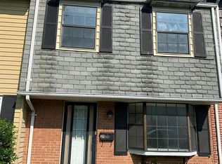 211 Page St, Berryville, VA 22611