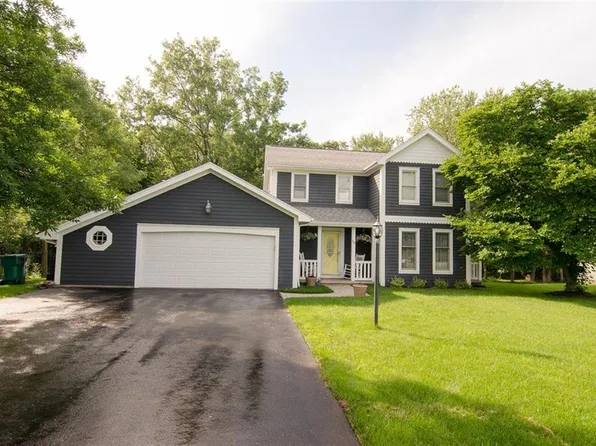 50 Old Country Ln, Fairport, NY 14450