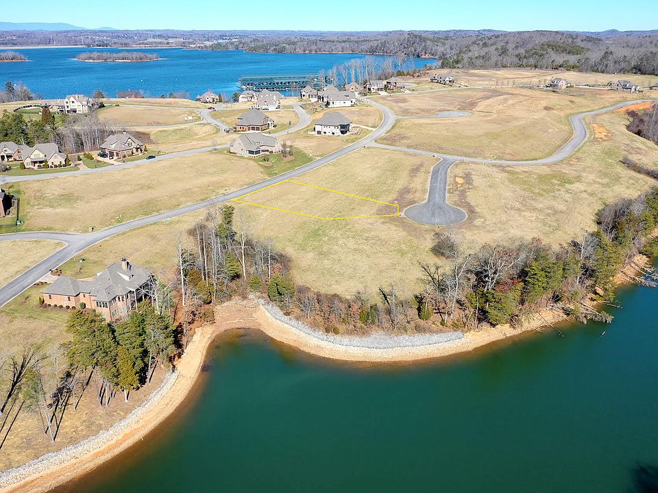 1st image of 346 Admiral Ct
