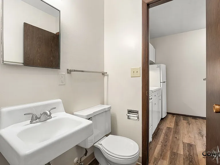 1025 W. MacArthur Avenue — Photo 14