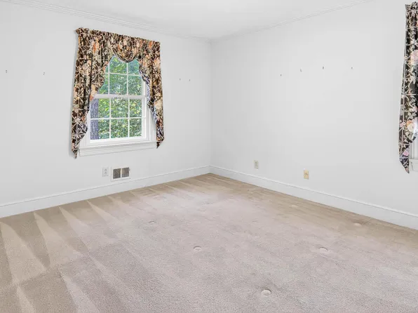 3007 Charwood Pl, Raleigh, NC 27612