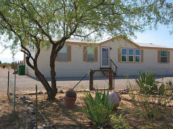 3rd image of 16475 W Spur Bell Ln
