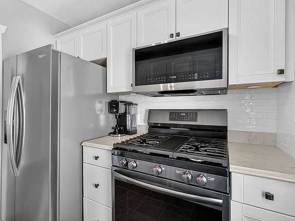 4th image of 20 Ethel St
