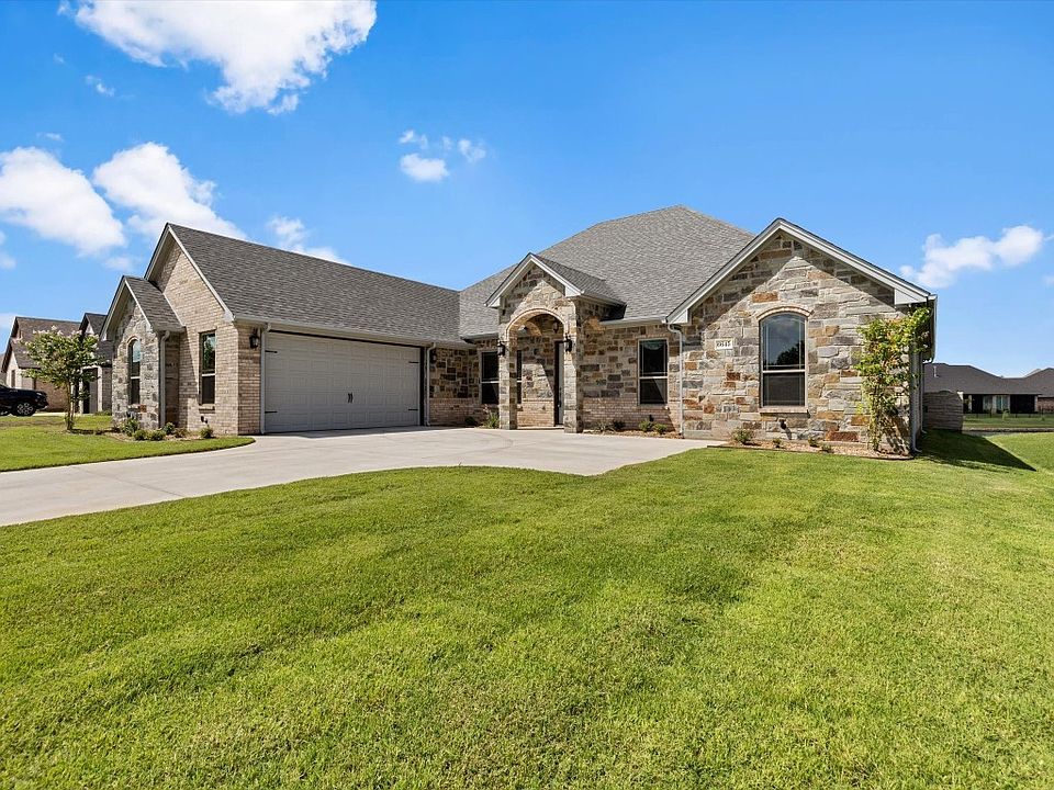 6645 Pinehurst Dr, Granbury, TX 76049 Zillow