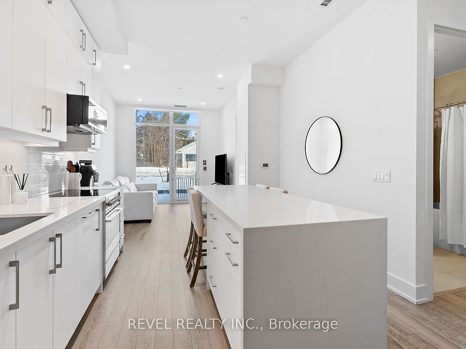 1st image of 2075 King Rd #123