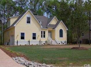 187 Kilmarlic Club Dr, Powells Point, NC 27966