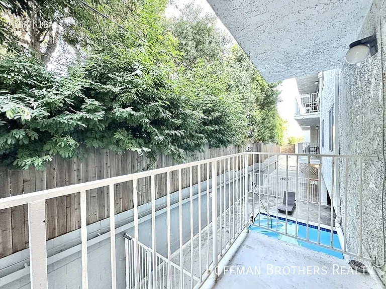 1515 S Beverly Dr #305 — Photo 4