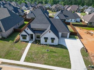 3927 Hidden Hills Cir, Longview, TX 75605