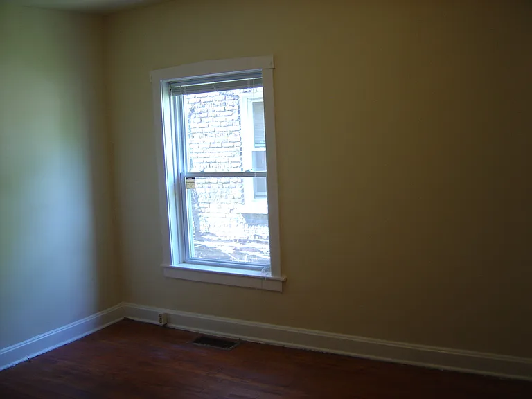 7 Ruth St #1 — Photo 6