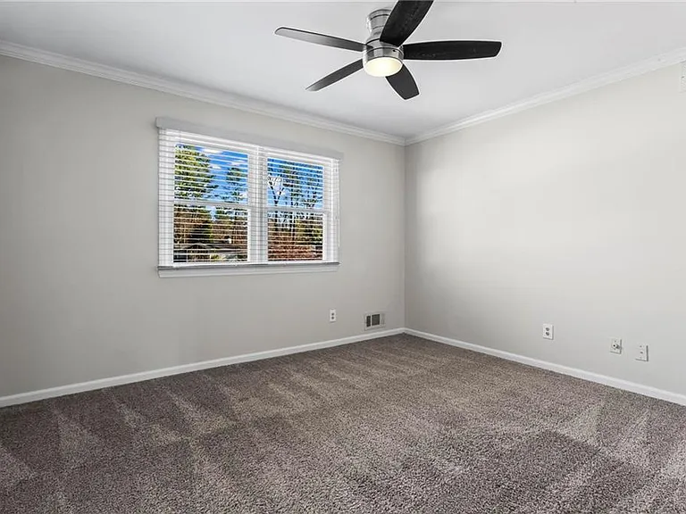 1106 Aurora Ct — Photo 22