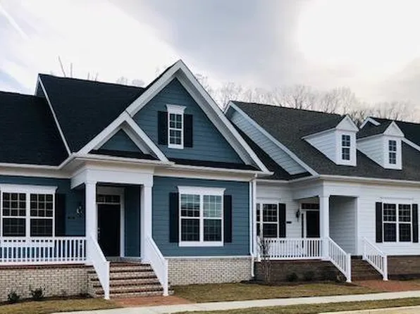304 Buckeye Cir, La Plata, MD 20646