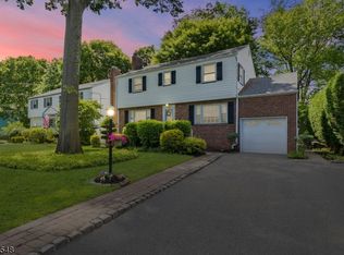 595 Brookside Pl, Cranford, NJ 07016