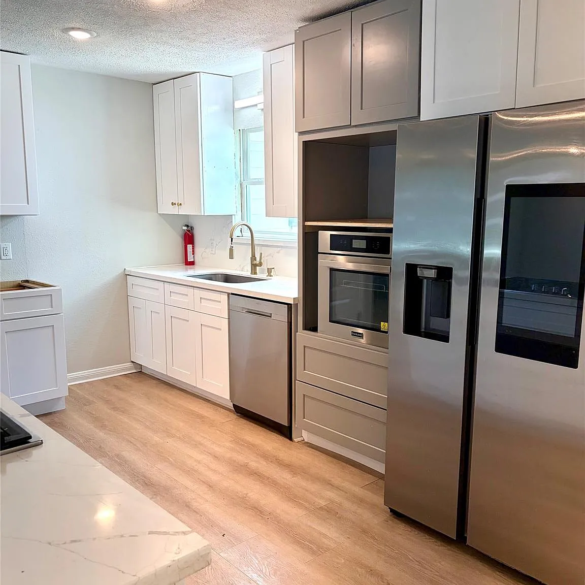 3 bed, 2.5 bath, 1750 sqft, $1,950 — Photo 4