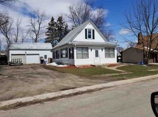 208 E Elm St, Durand, IL 61024
