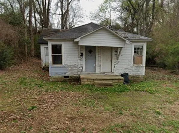 230 Spring Ave #A/b, Camden, AR 71701