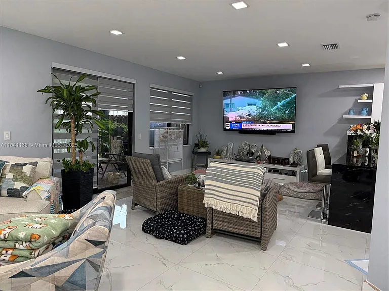 11300 SW 236th Ln — Photo 6