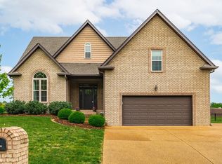 121 Grayson Ln, White House, TN 37188