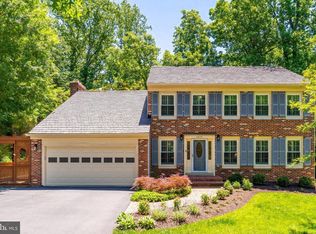 5925 Colfax Ave, Alexandria, VA 22311