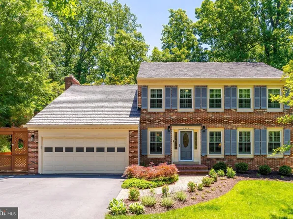 5925 Colfax Ave, Alexandria, VA 22311