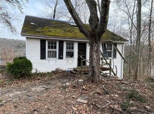 6 Shadblow Trl, Sandy Hook, CT 06482