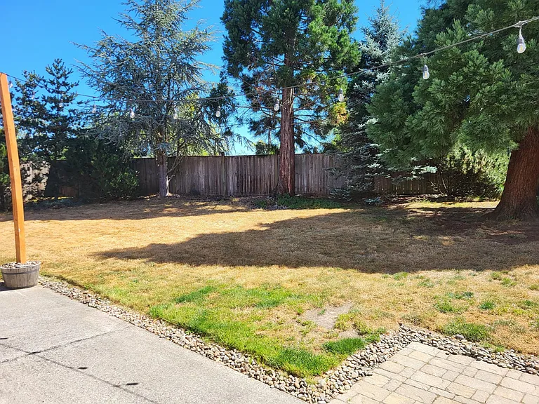 210 Tsugawa Ct — Photo 17