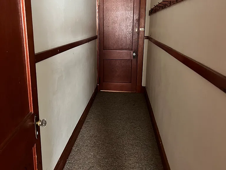 94 Walnut St #1 — Photo 10