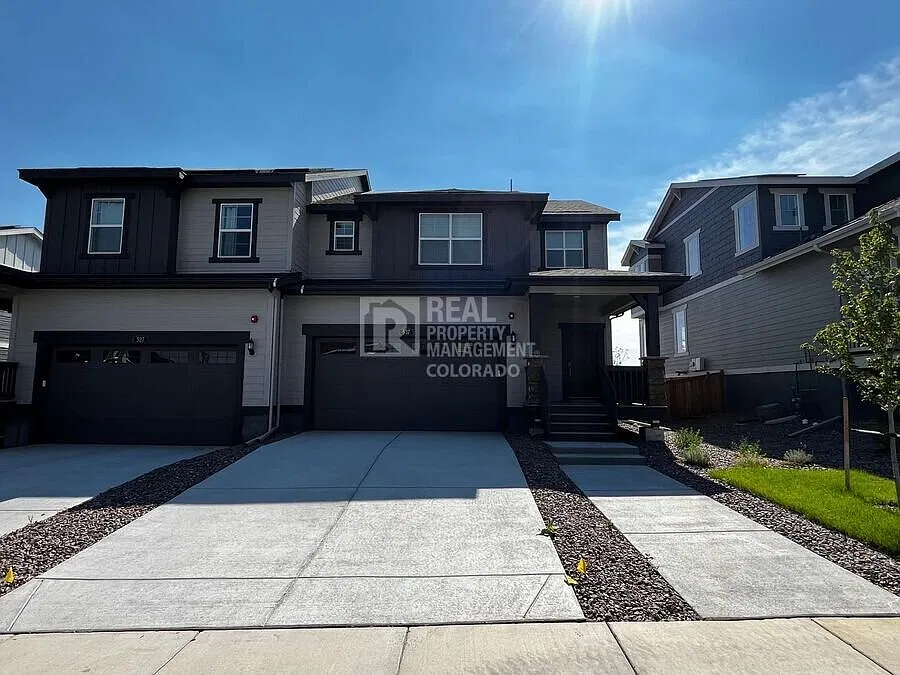 3 Bedrooms | 2.5 Bathrooms | Approx. 2,460 Sq Ft | 2-Car Garage — Photo 1