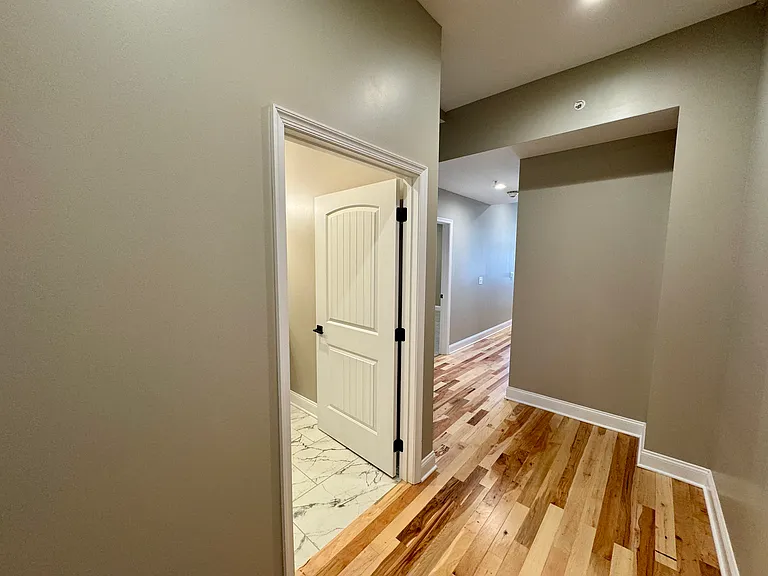 116 S Main St #212 — Photo 8