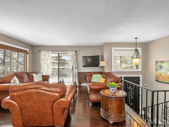 5th image of 17861 Simmons Ave NE