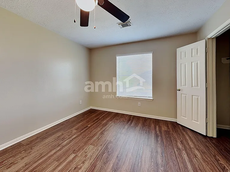 9031 Ferndale View Dr — Photo 21