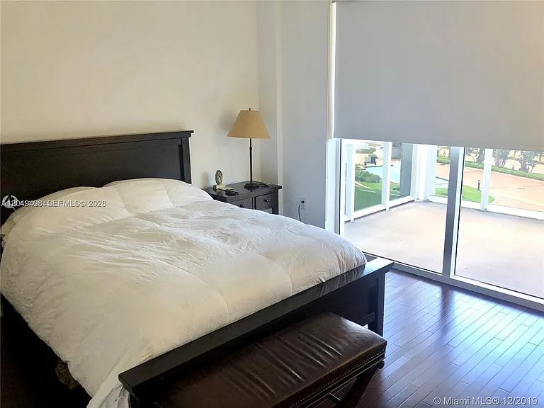 10275 Collins Ave #230 — Photo 16