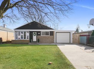 8163 S Keating Ave, Chicago, IL 60652