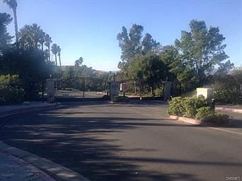 2nd image of 26358 Rainbow Glen Dr
