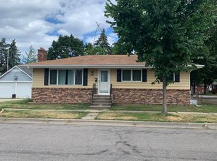 447 Michigan St, Saint Paul, MN 55102