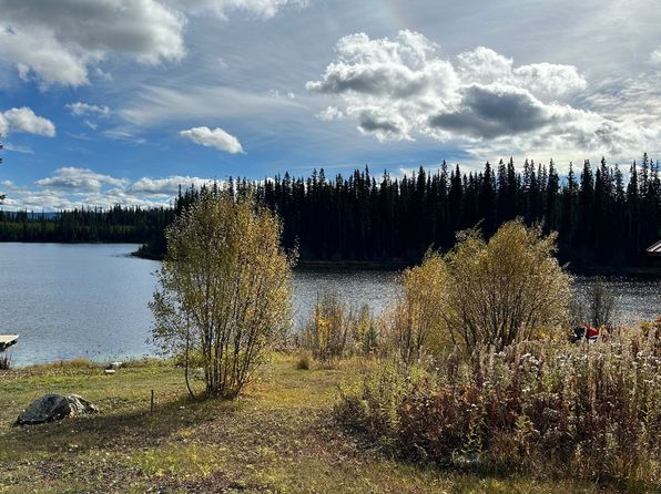 10250 Dee Lake Rd, Central Okanagan East, BC V4V 1T5